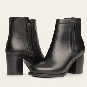 NEW NWT FRYE BOOT CO ADDIE DOUBLE ZIPPER BLACK LEATHER ANKLE BOOTS BOOTIES 10